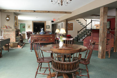 The Inn at Mount Snow - 
