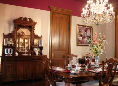Virginia Rose Inn - Dining Room