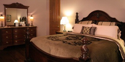 Virginia Rose Inn - Temptation Room