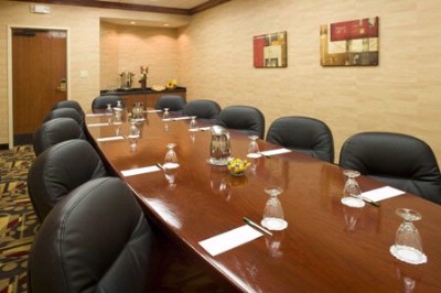 Holiday Inn Lakewood - New Boardroom Meeting Rooom