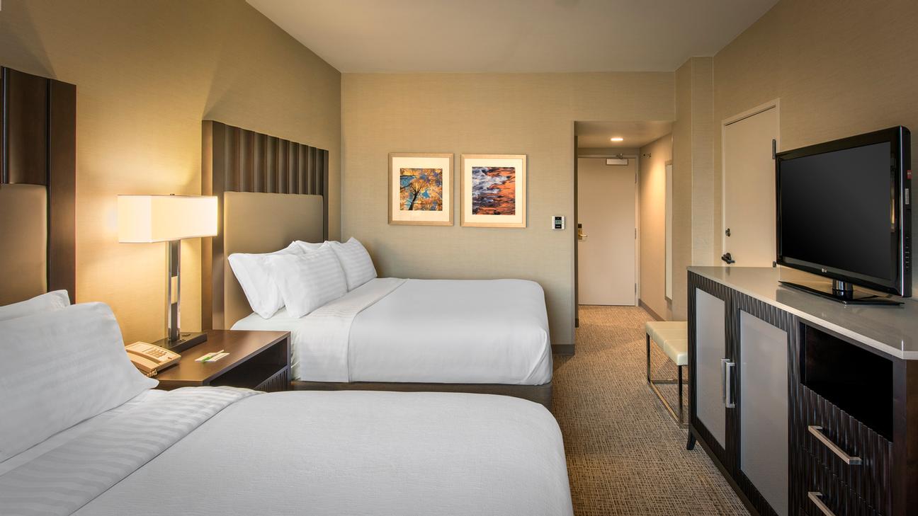 Holiday Inn Lakewood - Exercise Room