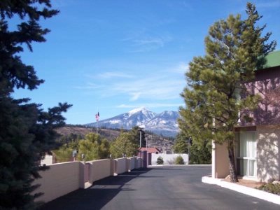 Quality Inn I 40 & I 17 - View Of The Peaks