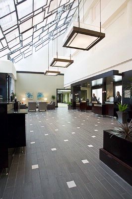 The Westin Tysons Corner - Hotel Lobby With Soaring Atrium