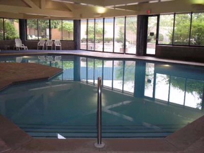 Clarion Hotel Columbus North - 
