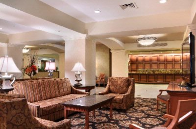 Ramada Plaza Hotel & Conference Center - Lobby