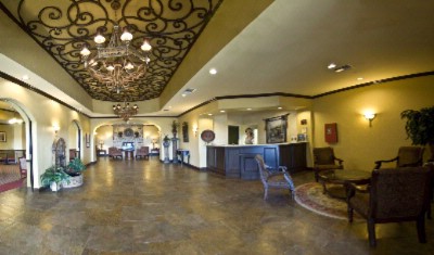 La Quinta Inn & Suites - Reception Desk & Lobby
