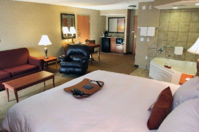 Hampton Inn & Suites Temecula - King Whirlpool Suite Non Smoking