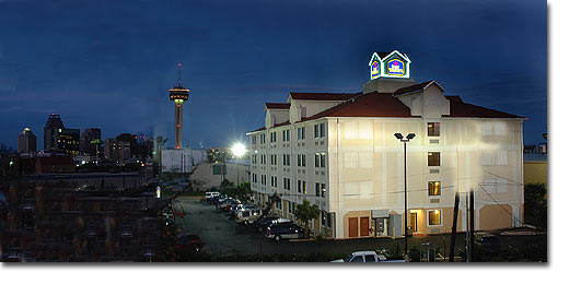 Holiday Inn Express Downtown - 
