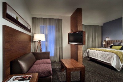 Avia Long Beach - 