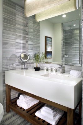 Avia Long Beach - 