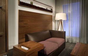 Avia Long Beach - 