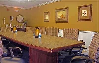 Anchorage Inns & Suites - 