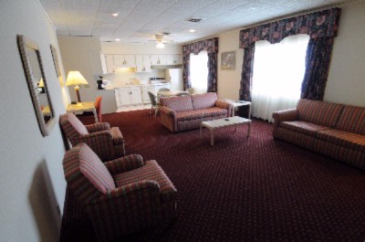 Sandusky Inn & Suites - Family Suite