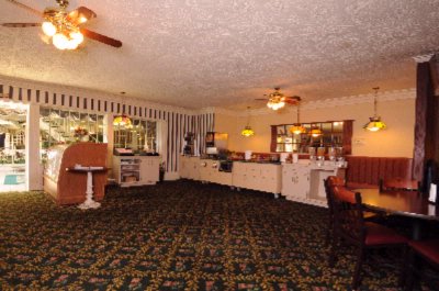 Sandusky Inn & Suites - Contiental Breakfast Room