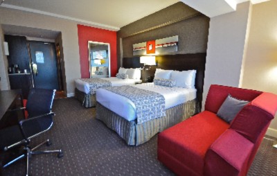 Crowne Plaza Montreal Airport - 