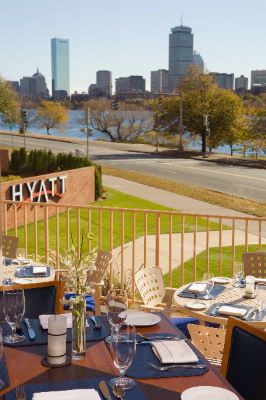 Hyatt Regency Cambridge - Hotel Restaurant - Zephyr On The Charles