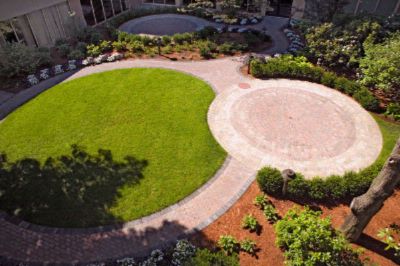 Hyatt Regency Cambridge - Outdoor Courtyard