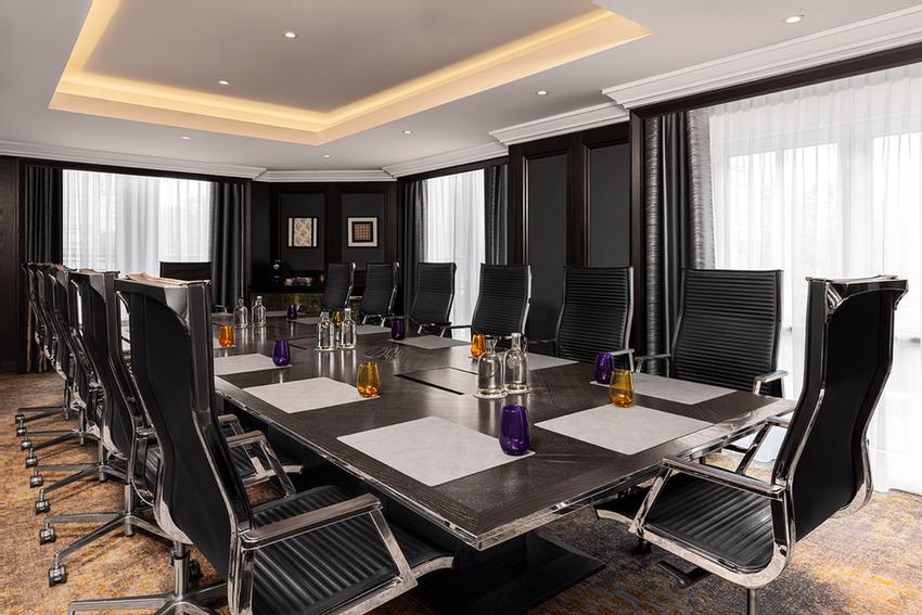Hilton Vienna Plaza - Plaza Restaurant And Bar
