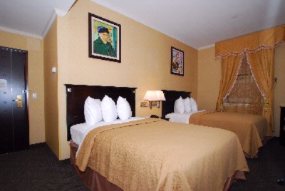 Quality Inn Downtown - Guest Room