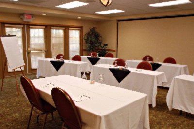 Country Inn & Suites - 