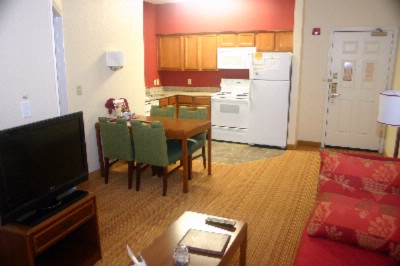 Residence Park Central - Kitchen