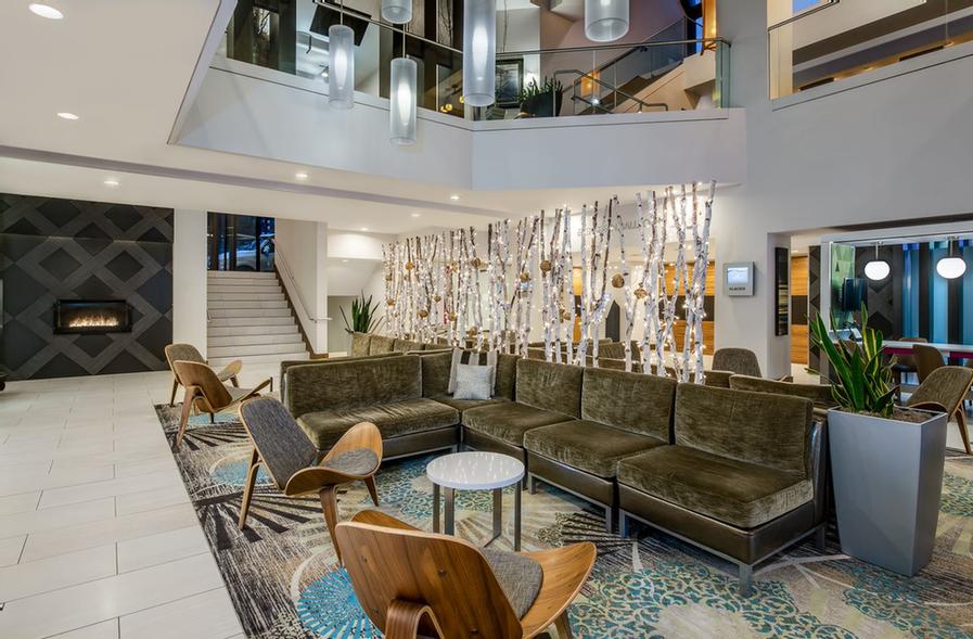 Crowne Plaza Seattle - Photo Of The Bar