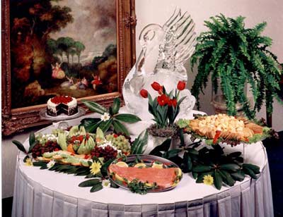 Park Inn Gateway Conference Center - Food Display