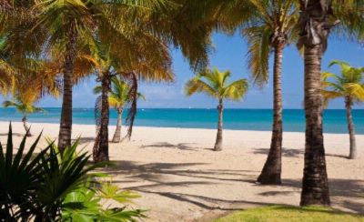 Courtyard by Marriott Isla Verde Beach Resort - Isla Verde Beach