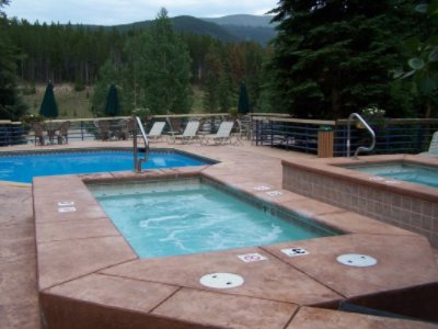 Iron Horse Resort - Pool & Hot Tubs At Iron Horse Resort
