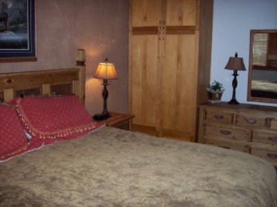 Iron Horse Resort - Master Bedroom At Iron Horse Resort