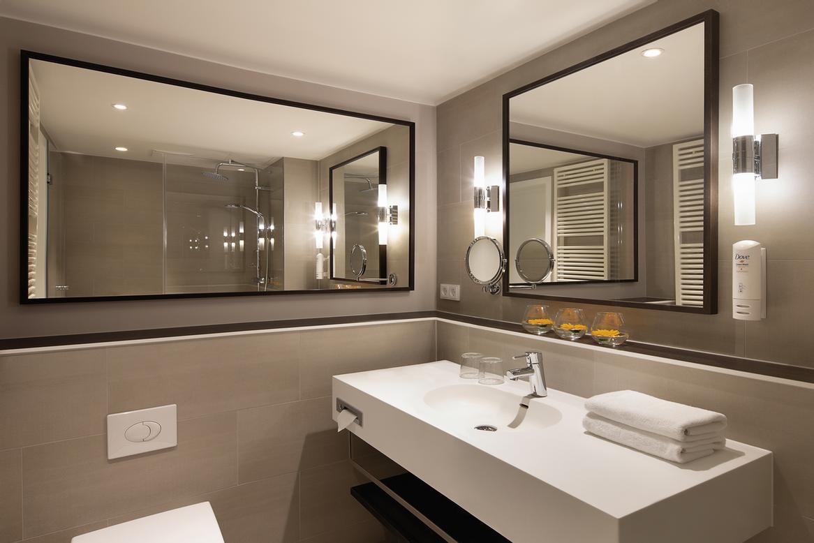 Holiday Inn Berlin City Center East - Rooms Impression