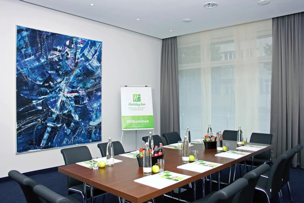 Holiday Inn Berlin City Center East - Lobby