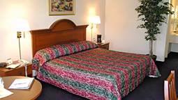 Hampton Bay Plaza - 