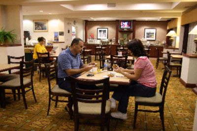 Hampton Inn Springfield Oh - Enjoy A Free Hot Breakfast