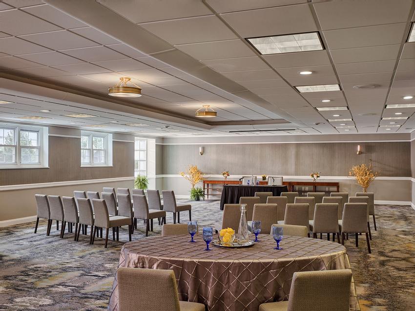 Marriott Seaview Resort & Spa - 