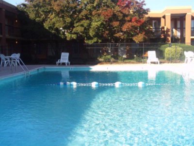Budgetel Inn Atlanta Northeast - Front Of Building