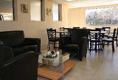 Budgetel Inn Atlanta Northeast - Lobby Coffee Area