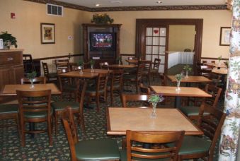 Holiday Inn Express & Suites St. Louis / O'fallon - You'll Love Our Complimentary Breakfast!