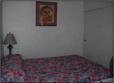 Sunset Suites - Bedroom