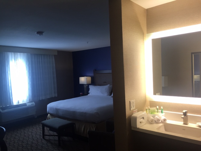 Holiday Inn Express Hotel & Suites Pasadena - 