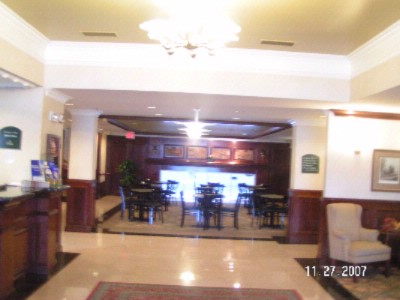 Holiday Inn Express & Suites Waterford - Entry Lobby