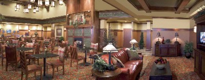 Holiday Inn Express & Suites - Central Lounge And Breakfast Area