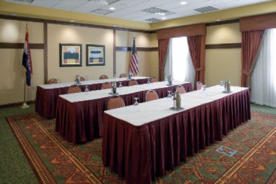 Holiday Inn Express & Suites - Meeting Room