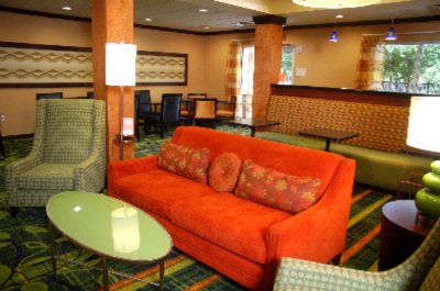 Fairfield Inn & Suites by Marriott - 