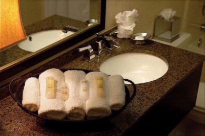 Crowne Plaza Dallas Downtown - New Bathrooms