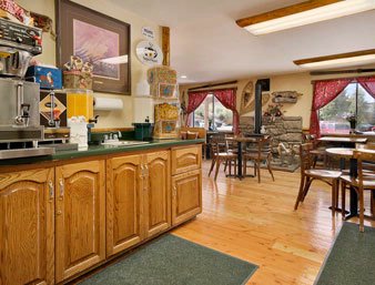 Jackson Hole Super 8 - Breakfast Area