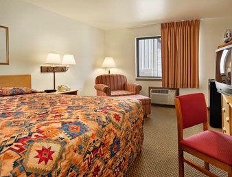 Jackson Hole Super 8 - Standard King Room