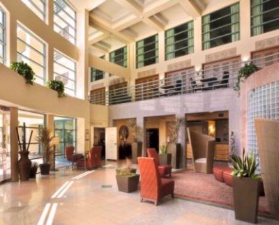 Doubletree Guest Suites Doheny Beach - Enter Our Lobby And Immediately Feel Warm And Welcomed By Our Wonderful Staff - Complete With Our Signature Doubletree Chocolate Chip Cookie!