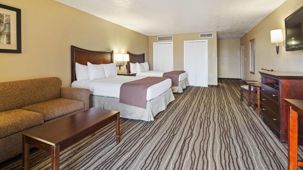 Best Western Waterfront - 