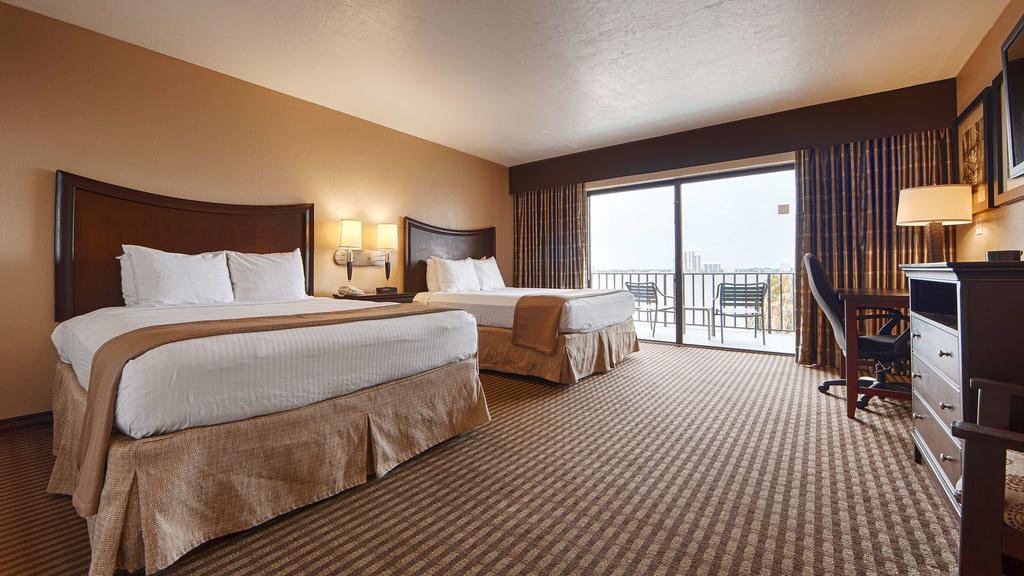 Best Western Waterfront - 